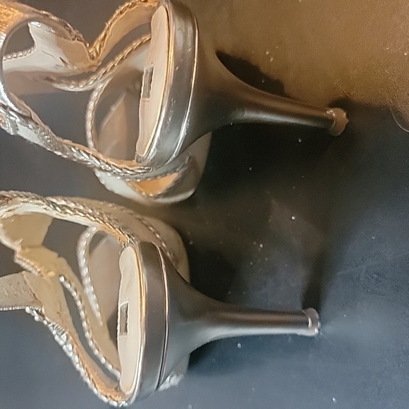 Tahari High Canvas Looking Sandals - Picture 2 of 6
